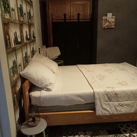 Bed and Breakfast Le Repaire Des Ecureuils Bourg-Argental Экстерьер фото